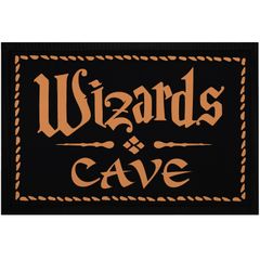 Fußmatte mit Schriftzug Wizards Cave Spruch Türmatte für Fantasyfans und Zauberlehrlinge rutschfest & waschbar Moonworks®