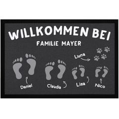 Fußmatte Willkomen bei Familie und Wunschname Fußabdrücke personalisierbar rutschfest & waschbar SpecialMe®