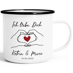 Emaille-Tasse personalisiert mit Namen und Datum Hände Herz Spruch Liebe Geschenk Jahrestag Valentinstag SpecialMe®