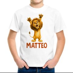 Kinder T-Shirt Löwe mit Name – personalisiertes Shirt für Jungen – Tiermotiv bedruckt – Geschenk zur Einschulung oder Geburtstag Moonworks®