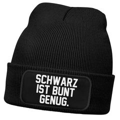 Herren Beanie mit Patch Strickmütze mit Spruch Schwarz ist bunt genug Aufdruck Lustig Mütze Männer Moonworks®