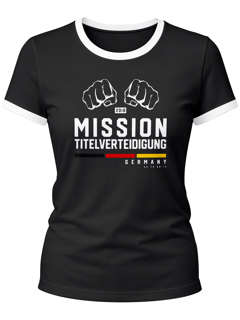 Damen WM-Shirt Mission Titelverteidigung Fäuste Fußball Weltmeisterschaft 2026 Fan-Shirt Deutschland Moonworks®