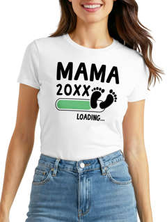 Damen T-Shirt Mama Oma Tante Patentente 2026 loading Geschenk für werdende {style_variation_string} Schwangerschaft Geburt Baby Slim Fit Moonworks®