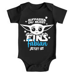 Baby T-Shirt Jungen personalisiert mit Name und Zahl anpassbar 1 2 3 Geburtstagsshirt Baby- Wunschname Moonworks®