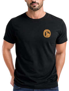 Herren T-Shirt Print Logo Badge Landschaft Natur Berge Wandern Outdoor Fashion Neverless®