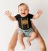 Baby Body Kurzarm für das Oktoberfest mit Lederhose und Schatzerl, Lausbub oder eigenem Namen – Bio-Baumwolle Jungen & Mädchen MoonWorks®preview