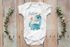 Baby Body mit Namen bedrucken lassen Dino Dinosaurier Schmetterling Tiemotiv kurzarm Bio Baumwolle SpecialMe®preview