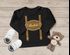 Baby Langarmshirt für das Oktoberfest mit Lederhose und Schatzerl, Lausbub oder eigenem Namen Babyshirt Jungen & Mädchen Shirt Moonworks®preview