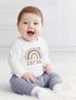 Baby Langarmshirt mit Namen personalisiert Regenbogen Scandi Stil Mädchen Jungen Bio-Baumwolle SpecialMe®preview