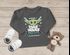 Baby Langarmshirt personalisiert Wunschname Aufdruck Baby-Yoda Spruch Lustig Episode 1 Junge/Mädchen Moonworks®preview