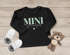 Baby Langarmshirt Schriftzug Mini personalisiert Wunschname Familienname Geschenk Geburt Taufe Jungen Mädchen SpecialMe®preview