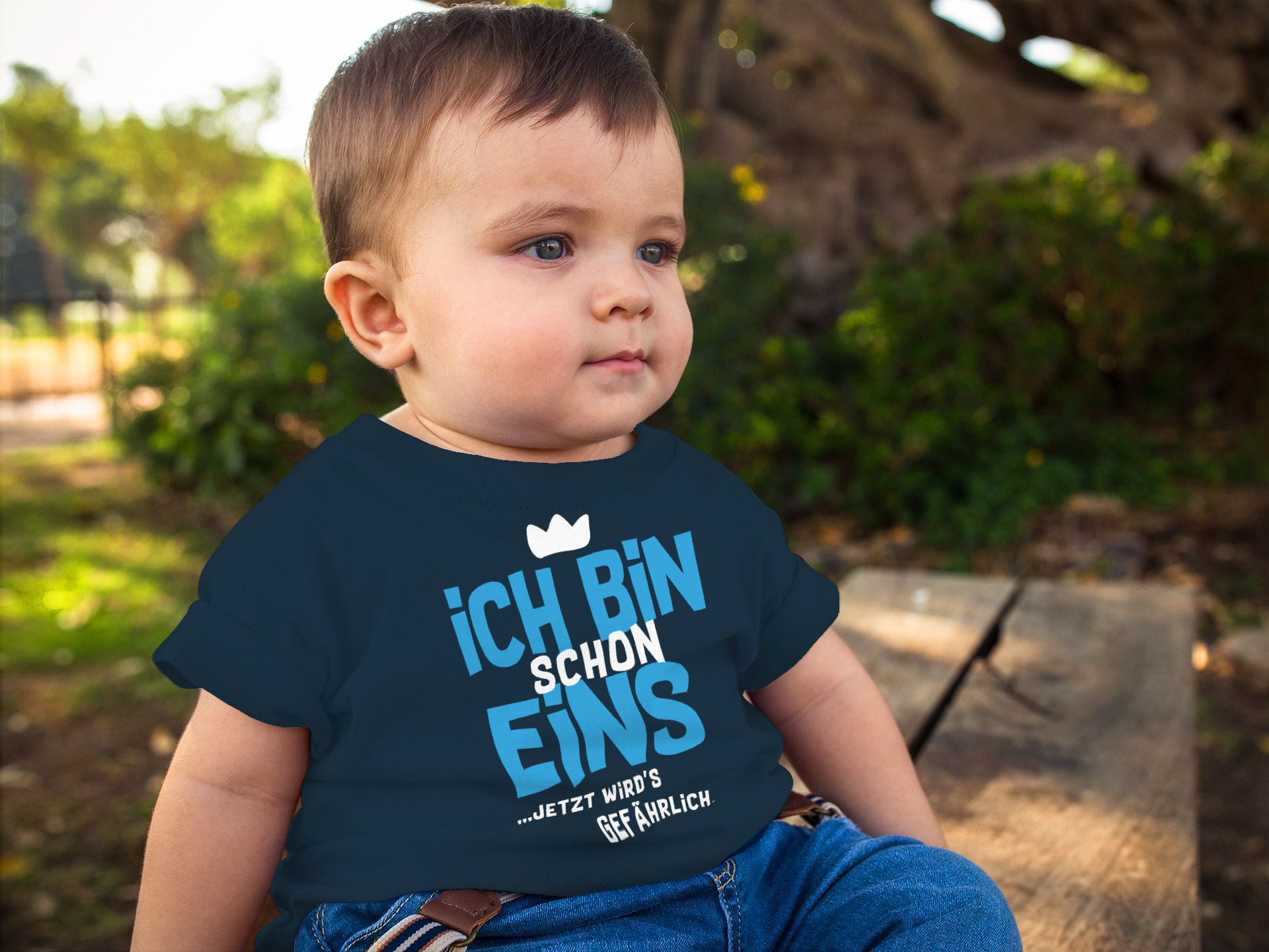 Baby TShirt 1. Geburtstag Spruch Ich bin schon 1 jetzt wird's