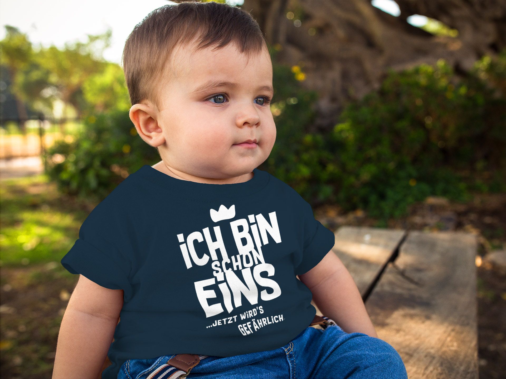 Baby TShirt 1. Geburtstag Spruch Ich bin schon 1 jetzt wird's