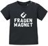 Baby T-Shirt kurzarm Frauenmagnet, lustiges Geschenk für kleine Jungs Babyshirt Moonworks®preview