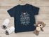 Baby T-Shirt kurzarm  mit Spruch Weihnachten Das schönste Geschenk unterm Baum bin ich Jungen Mädchen Shirt Moonworks®preview