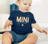 Baby T-Shirt kurzarm personalisiert - Schriftzug Mini mit Name Familienname - Geschenkidee Geburt Taufe Bio Baumwolle SpecialMe®preview