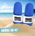 Badelatschen für Männer mit Spruch – Witzige Schlappen für Freunde, JGA, Urlaub, Festival  Saufteam – Fun Geschenk für echte Brudis Moonworks®preview