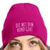Damen Beanie Geschenk für Hundeliebhaberinnen Strickmütze mit Spruch Aufdruck Lustig Die mit dem Hund geht Hundebesitzer Moonworks®preview