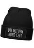 Damen Beanie Geschenk für Hundeliebhaberinnen Strickmütze mit Spruch Aufdruck Lustig Die mit dem Hund geht Hundebesitzer Moonworks®preview