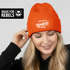Damen Beanie mit bedrucktem Patch - Hokus Pokus Konfetti Modus - Strickmütze Spruch Karneval Fasching Aufdruck Lustig Damenmütze Moonworks®preview