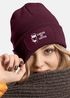 Damen Beanie mit Patch Strickmütze mit Spruch Fueled by Coffee Aufdruck Lustig Damenmütze Geschenk für Kaffeetrinker Moonworks®preview