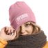 Damen Beanie mit Patch Strickmütze mit Spruch Pferdemädchen Aufdruck Lustig Damenmütze Geschenk Reiterin Moonworks®preview