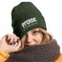 Damen Beanie mit Patch Strickmütze mit Spruch Pferdemädchen Aufdruck Lustig Damenmütze Geschenk Reiterin Moonworks®preview