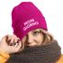 Damen Beanie mit Patch Strickmütze mit Spruch Wortspiel Moin Giorno Lustig Damenmütze Moonworks®preview