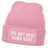 Damen Beanie Strickmütze mit Patch Spruch Die mit dem Hund geht Aufdruck Lustig Damenmütze Moonworks®preview
