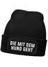 Damen Beanie Strickmütze mit Patch Spruch Die mit dem Hund geht Aufdruck Lustig Damenmütze Moonworks®preview