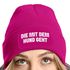 Damen Beanie Strickmütze mit Spruch Aufdruck Lustig Die mit dem Hund geht Geschenk für Hundeliebhaberinnen Moonworks®preview
