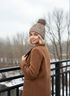 Damen Strickmütze mit Fleecefutter und Kunstfell Bommel Zopfmuster Grobstrick Wintermütze Bommelmütze Neverless®preview