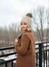 Damen Strickmütze mit Fleecefutter und Kunstfell Bommel Zopfmuster Grobstrick Wintermütze Bommelmütze Neverless®preview