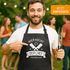 Grill-Schürze Kochschürze für Männer mit Spruch Hier kocht der Chef persönlich Baumwoll-Schürze Küchenschürze Moonworks®preview