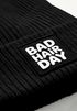 Herren Beanie Patch Bad Hair Day Spruch Aufdruck Wintermütze Streetwear Männer Moonworks®preview