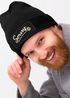 Herren Beanie Patch Strickmütze mit Spruch Lustig Servus Lederhose in der Wäsche Outfit für das Oktoberfest Männer Moonworks®preview