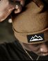 Herren Beanie Wintermütze mit Patch Mountain Badge Aufdruck Print Strickmütze Rippstrick Outdoor Fashion Neverless®preview