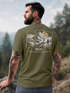 Herren T-Shirt Backprint Mountain Adventure Grafik Outdoor Nature Fashion Streetstyle Männer Neverless®preview
