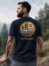 Herren T-Shirt Backprint Natur Grafik Berge Wald Adventure Outdoor Casual Männer Fashion Streetstyle Neverless®preview