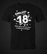 Herren T-Shirt Endlich 18 jetzt muß ich nur noch erwachsen werden zum 18. Geburtstag Geschenk Moonworks®preview