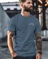 Herren T-Shirt mit Berg-Logo Outdoor Grafikshirt mit Sonnen-Print auf der Brust Sommer Fashion Neverless®preview