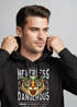 Hoodie Herren Design Print Katzenkopf Dangerous Cat Motiv Japan Tokio City Schriftzug Fashion Streetstyle Kapuzen-Pullover Männer Neverless®preview