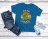 Kinder Jungen T-Shirt Einschulung 2025 mit Dino und Schuljahr personalisierbar Geschenk Schulanfang Dinosaurier Liebhaber Moonworks®preview