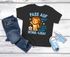 Kinder Jungen T-Shirt Einschulung 2025 Schulkind Fußball Spruch Löwe Fuchs 1. Klasse Geschenkidee Schulanfang SpecialMe®preview
