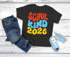 Kinder Jungen T-Shirt Einschulung Retro-Schriftzug Schulkind mit Jahreszahl personalisierbar Geschenkidee Schulanfang SpecialMe®preview