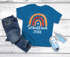 Kinder Jungen T-Shirt Einschulung Schulkind 2023 Regenbogen Aufdruck Geschenk Schulanfang Moonworks®preview