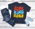 Kinder Mädchen T-Shirt Einschulung 2025 Retro-Schriftzug Schulkind Jahreszahl personalisierbar Geschenk Schulstart SpecialMe®preview
