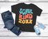 Kinder Mädchen T-Shirt Einschulung 2025 Retro-Schriftzug Schulkind Jahreszahl personalisierbar Geschenk Schulstart SpecialMe®preview