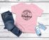 Kinder Mädchen T-Shirt Einschulung Erste Klasse personalisiert Schulkind 2025 mit Wunschname Schulanfang Geschenkidee Moonworks®preview