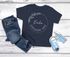 Kinder Mädchen T-Shirt Schulanfang mit Name Jahreszahl personalisiert Blumen Print Aufdruck Schulkind 2025 SpecialMe®preview